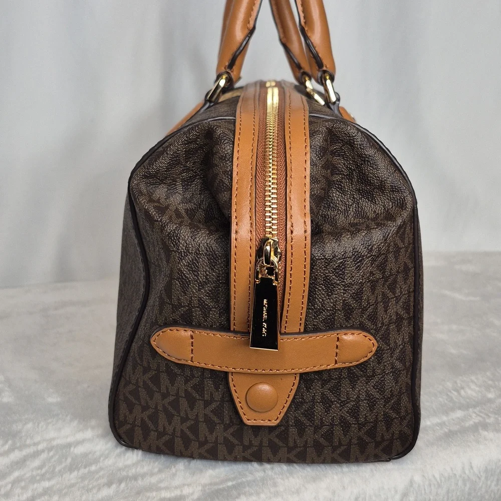 Michael Kors nwt elegant